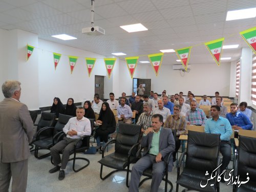 افزایش سطح معلومات و بروز بودن دهیاران در پیشرفت و آبادانی روستاها مؤثر است