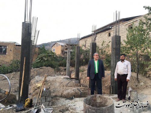 بازدید فرماندار از روند ساخت منازل مسکونی روستای سایر