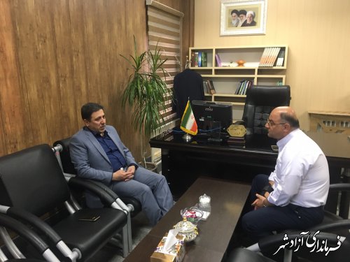 توسعه همه جانبه با اولویت صنعت و گردشگری محور توسعه شهرستان آزادشهر می باشد