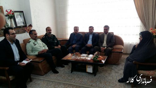 دیدار فرماندار شهرستان کلاله با خانواده معظم شهداء