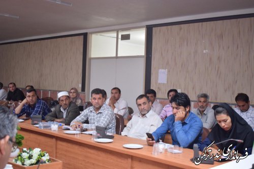 دوره آموزشی توانمندی سازی شوراهای اسلامی و دهیاران شهرستان ترکمن  برگزار شد