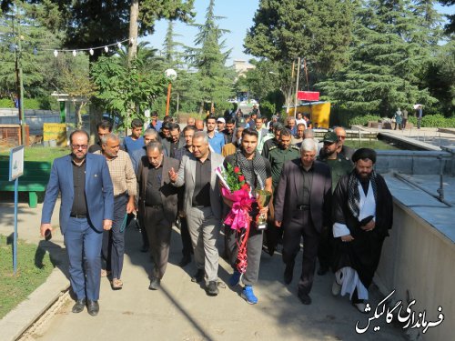 استقبال از قهرمان گالیکشی مسابقات جهانی کاراته