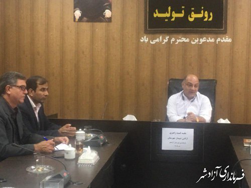 توسعه باغات در اراضی شیبدار از اهم برنامه های توسعه ای جهادکشاورزی شهرستان باشد