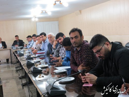 نشست فرزندان شاهد شاغل در ادارات گالیکش با فرماندار شهرستان