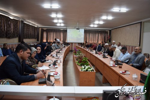 نشست معاون سیاسی، امنیتی و اجتماعی استاندار با احزاب و گروههای سیاسی شهرستان ترکمن