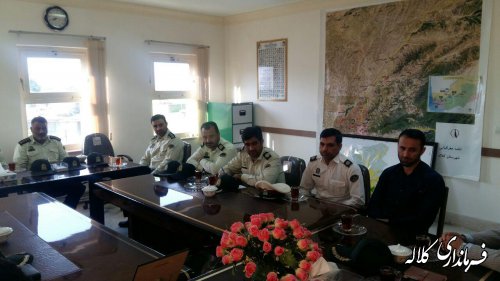 فرمانده و پرسنل نیروی انتظامی کلاله با فرماندار شهرستان دیدار کردند