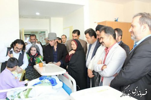 مسوولان از کودکان بستری در بیمارستان شهدای بندرگز عیادت کردند