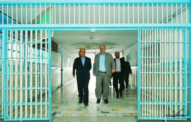 ایجاد فضای مطلوب در جامعه به کاهش بزهکاری کمک می کند