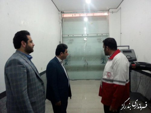 بازدید فرماندار بندرگز از مرکز فیزیوتراپی هلال احمر