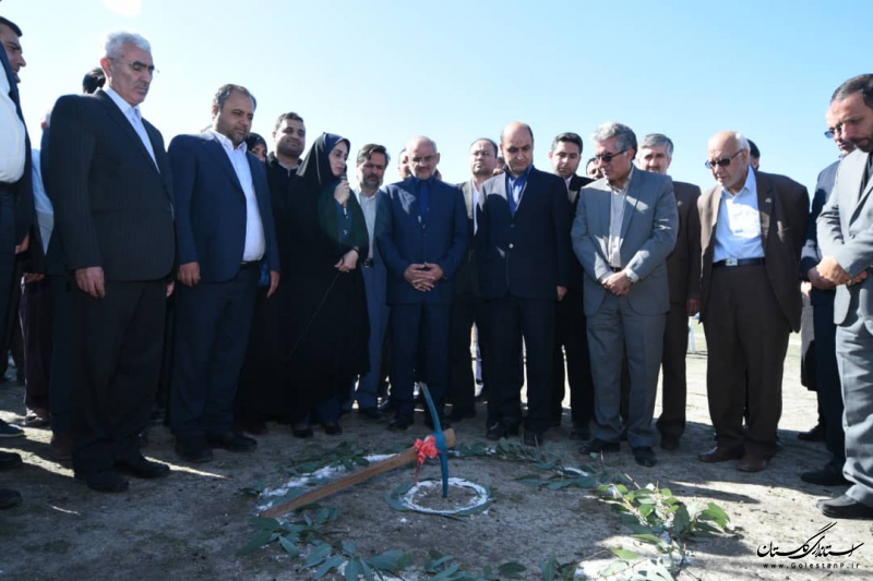 کلنگ نخستین هنرستان تخصصی کشاورزی شهرستان گرگان به زمین خورد