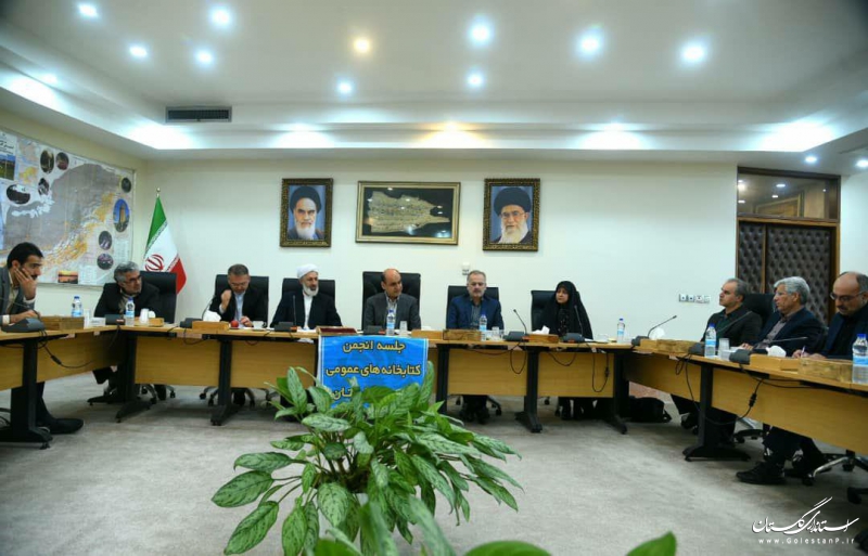 تکریم نویسندگان استان موجب تشویق جامعه به امر کتابخوانی می شود