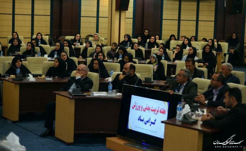 ورزشکاران به جامعه اعتماد به نفس می دهند/توسعه پایدار نیازمند داشتن انسان های سالم است