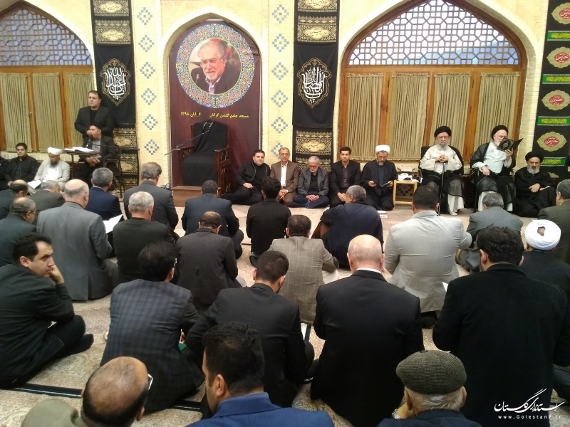 مراسم بزرگداشت مرحوم درازگیسو از طرف نماینده ولی فقیه در استان و استاندار گلستان برگزار شد