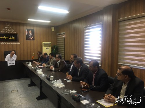 ایستگاه های تاکسی درون شهری و برون شهری آزادشهر ساماندهی می شود