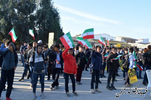 زنگ استکبارستیزی در شهرستان بندرترکمن نواخته شد