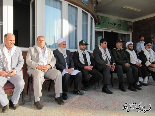 سه دستگاه اتوبوس دانش آموزان شهرستان آق قلا به مناطق عملیاتی جنوب اعزام شدند