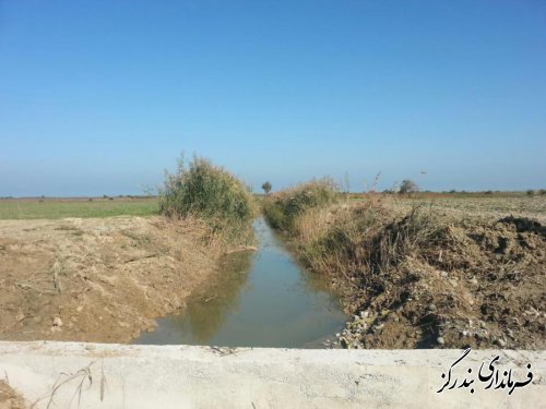 بازدید فرماندار بندرگز از روند اجرای عملیات زهکشی اراضی ساحلی