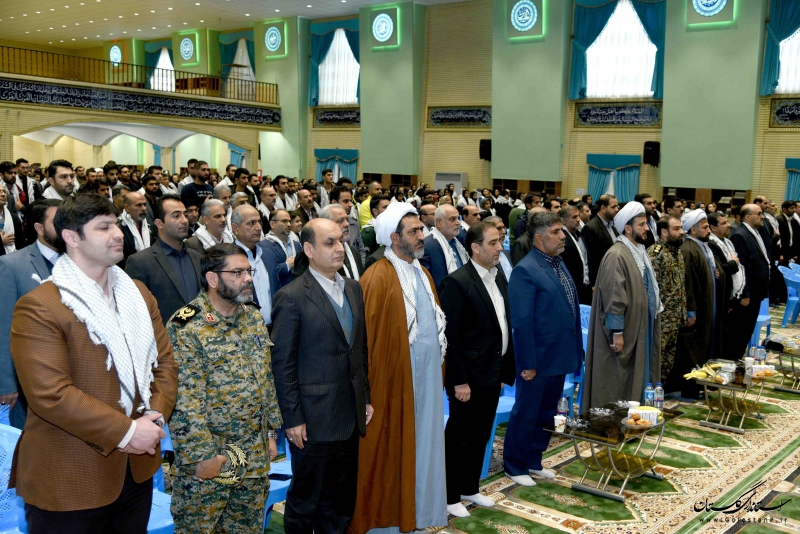 قهرمانان واقعی در راه استقلال و سربلندی کشور شهدا هستند