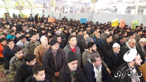 انتقاد را حق مسلم مردم می دانیم ولی آشوبگری و تخریب اموال عمومی را محکوم می کنیم