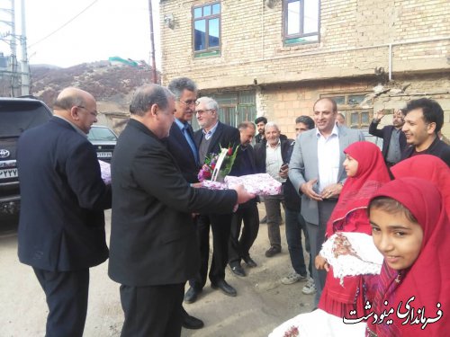 گلنگ‌زنی احداث خانه های آسیب‌دیده از رانش در روستای برنجون