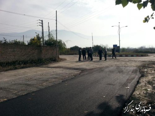 فرماندار بندرگز از اجرای آسفالت روستایی با اعتبار ۶۰۰ میلیون تومان در شهرستان خبر داد