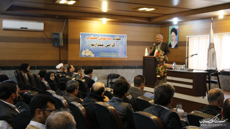آئین بزرگداشت مقام دانشجو در مرکز آموزش علمی – کاربردی دادگستری کل استان گلستان
