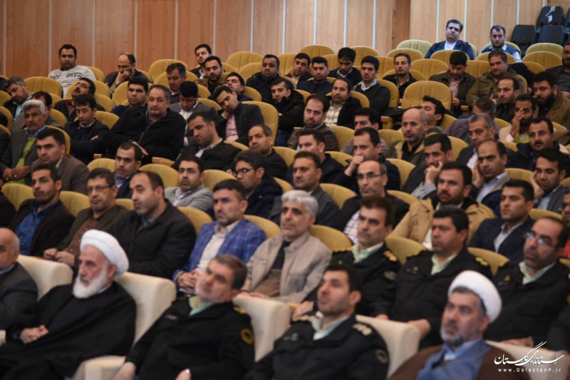 بصیرت فهم عمیق از حوادث روزگار است/پلیس از ارکان امنیت و برای مردم آرامش بخش است