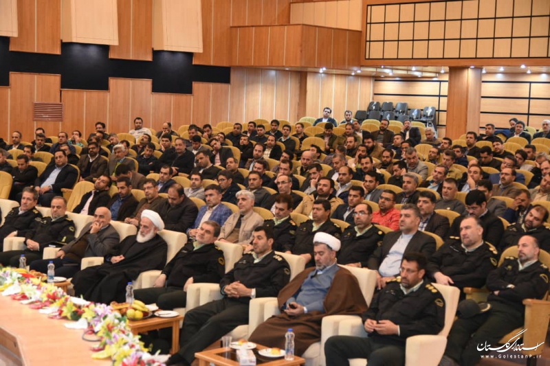 بصیرت فهم عمیق از حوادث روزگار است/پلیس از ارکان امنیت و برای مردم آرامش بخش است