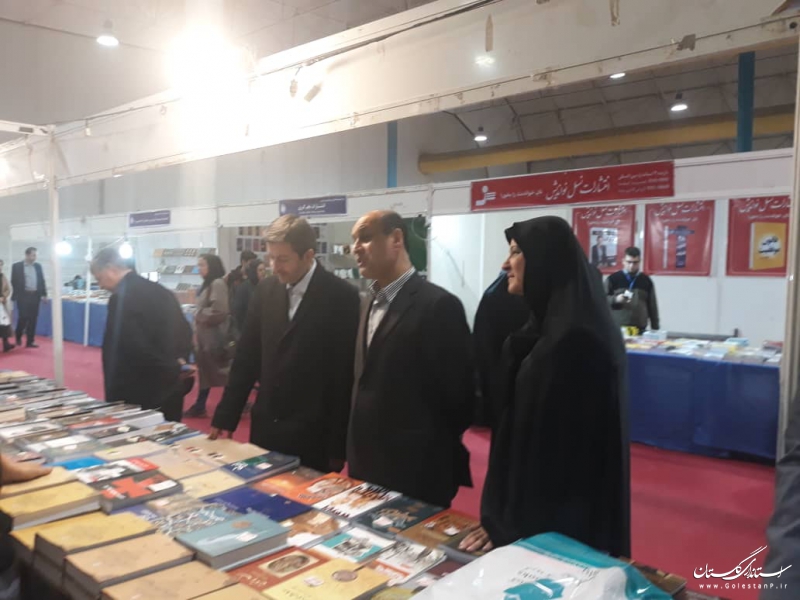بازدید معاون وزیر کشور و استاندار گلستان از سیزدهمین نمایشگاه بزرگ کتاب استان