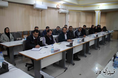 روابط عمومی پل ارتباطی جامعه و مردم با مسئولان است