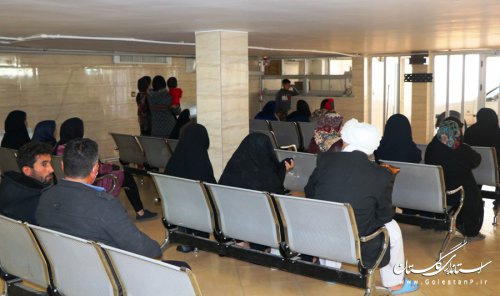 توزیع کمک های نقدی بین اتباع آسیب پذیر استان توسط موسسه ریلیف اینترنشنال