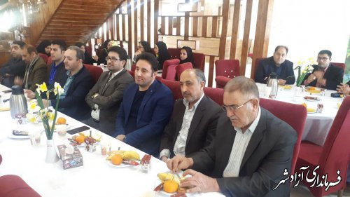 از حامیان ایتام و مستمندان در شهرستان آزادشهر تجلیل و قدردانی شد