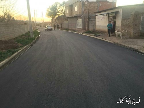 بازدید فرماندار کلاله از روند اجرای پروژه زیرسازی و آسفالت روستای صالح آباد