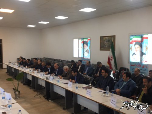 کارگروه تسهیل و رفع موانع تولید استان با محوریت بررسی مشکلات واحدهای صنعتی آزادشهر برگزار شد
