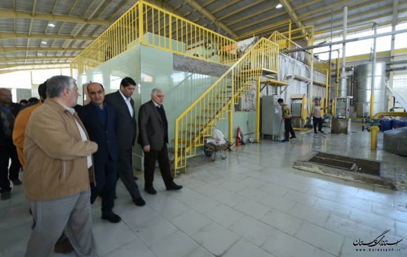 بازدید استاندار گلستان از واحدهای تولیدی در شهرک صنعتی آق قلا