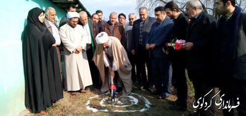 آئین کلنگ زنی احداث شبستان امامزاده قاسم چهارکوه برگزار شد