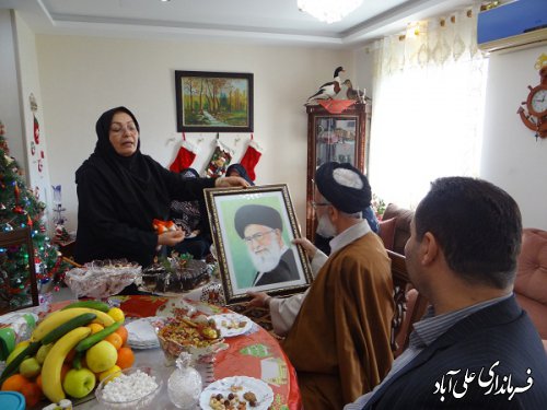 دیدار فرماندار علی آباد کتول با خانواده مسیحی در اولین روز از سال نو میلادی