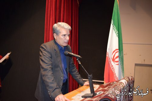 همایش اصول و فنون مذاکره در شهرستان ترکمن برگزار شد