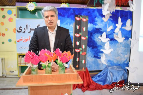 کارگاه آموزشی ساختار قامتی ویژه بانوان شهرستان بندرترکمن برگزار شد