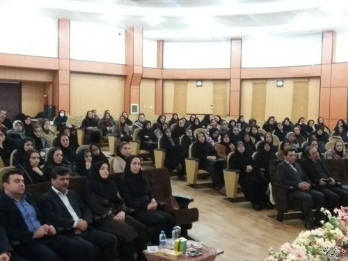 یکی از اصولی ترین مسیرهای توسعه جامعه توانمند کردن خانواده و بانوان می باشد