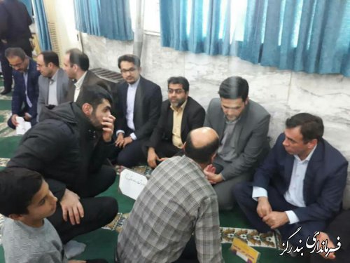 در میز خدمت فرماندار و مسوولان بندرگز، مسائل و مشکلات شهروندان بررسی شد