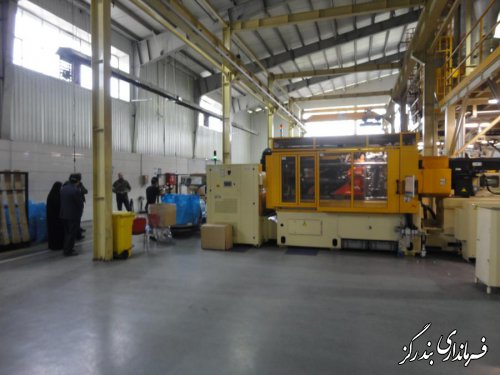 فرماندار بندرگز از واحد تولیدی یاس پلاست کوشا بازدید کرد