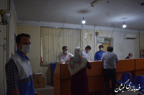بازدید سرزده فرماندار از بانکها و ادارات شهرستان گمیشان