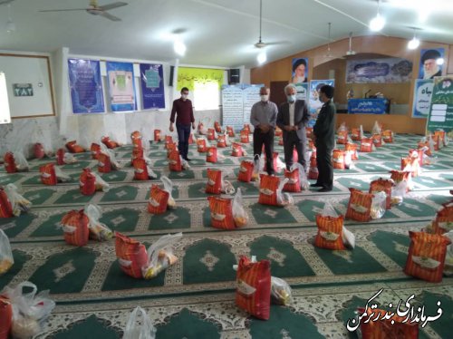 توزیع مرحله سوم کمک های مومنانه درشهرستان ترکمن