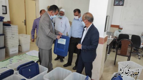 صندوقهای اخذ رای انتخابات شهرستان گمیشان آماده سازی شد