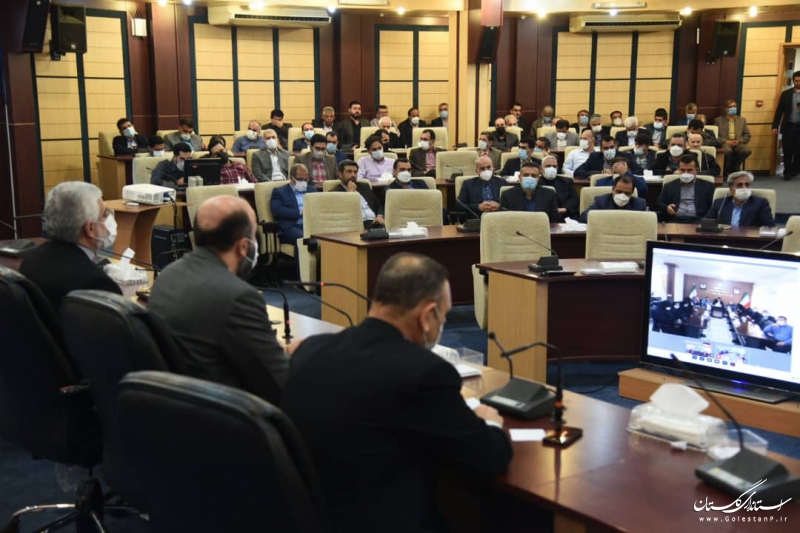  نشست صمیمی استاندار گلستان با کارکنان استانداری و فرمانداریها