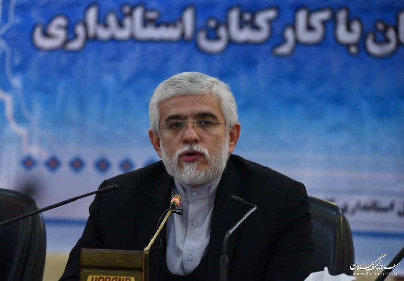  نشست صمیمی استاندار گلستان با کارکنان استانداری و فرمانداریها