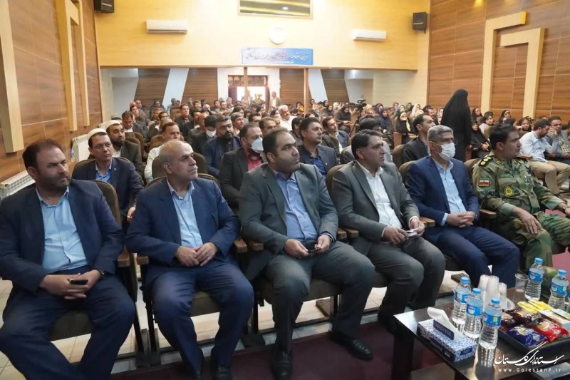 آئین اختتامیه نخستین مسابقات آزاد مهارت فرش کشور در استان گلستان برگزار شد