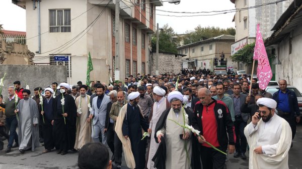 با حضور شهردار گرگان، مسئولان و مردم؛ قدمگاه امام حسن عسکری (ع) گلباران شد