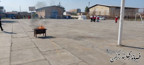 مانور متمرکز پدافند غیرعامل در شهرستان ترکمن برگزار شد